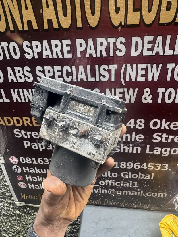 Toyota Camry 2007-2008 ABS Hydraulic Pump - 1