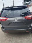 Toyota Sienna 2017 Gray - 2