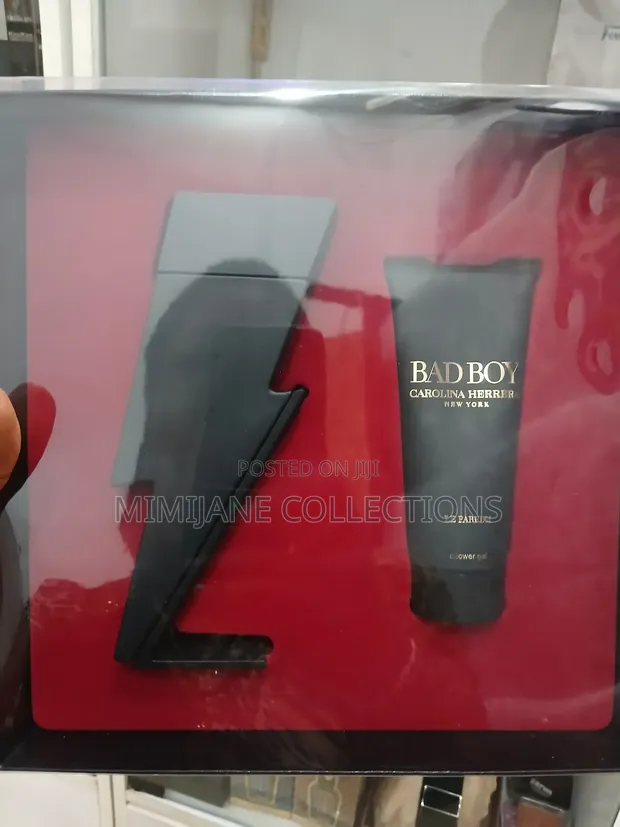 Carolina Herrera Bad Boy Le Parfum Set - 1