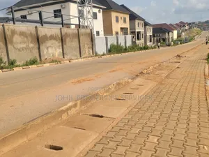 Filin Gidaje 470sqm a Estate don Duplex, Asokoro