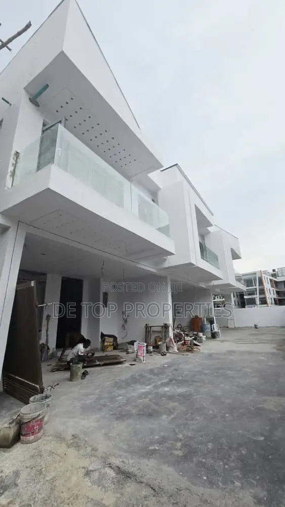 3-Bedroom Duplex with BQ in Oral Estate, Lekki for Sale - 1