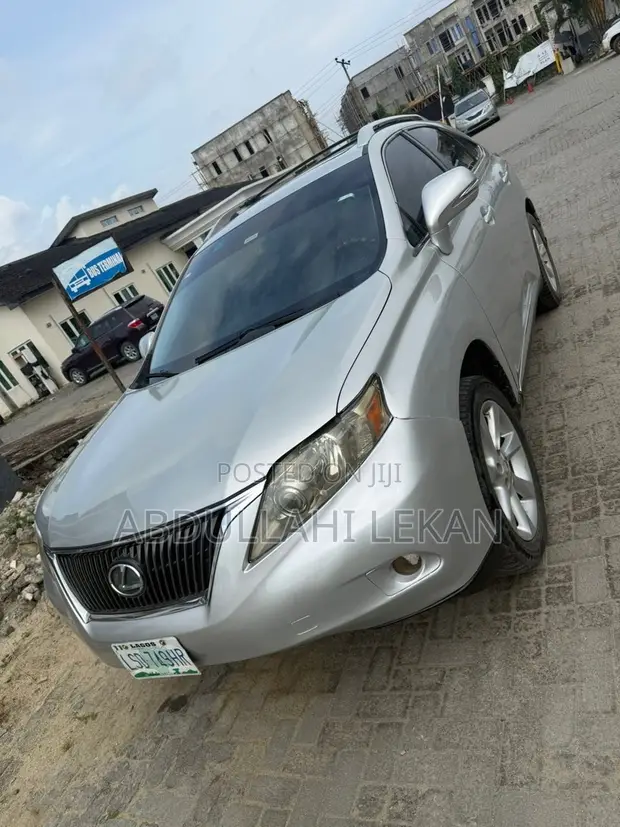 Lexus RX 350 2011 Silver - 1