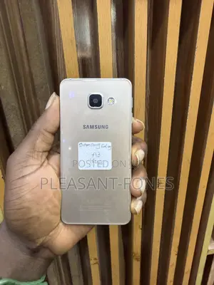 Samsung Galaxy A3 16GB Gold