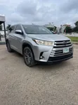 Toyota Highlander 2019 Silver - 2