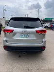 Toyota Highlander 2019 Silver - 5