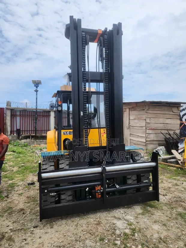 DGM Forklift 10 Ton, 4.5m Tsayi, Sabon Salo - 1