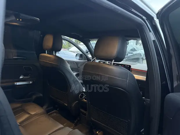 Mercedes-Benz GLB-Class 2020 - 1
