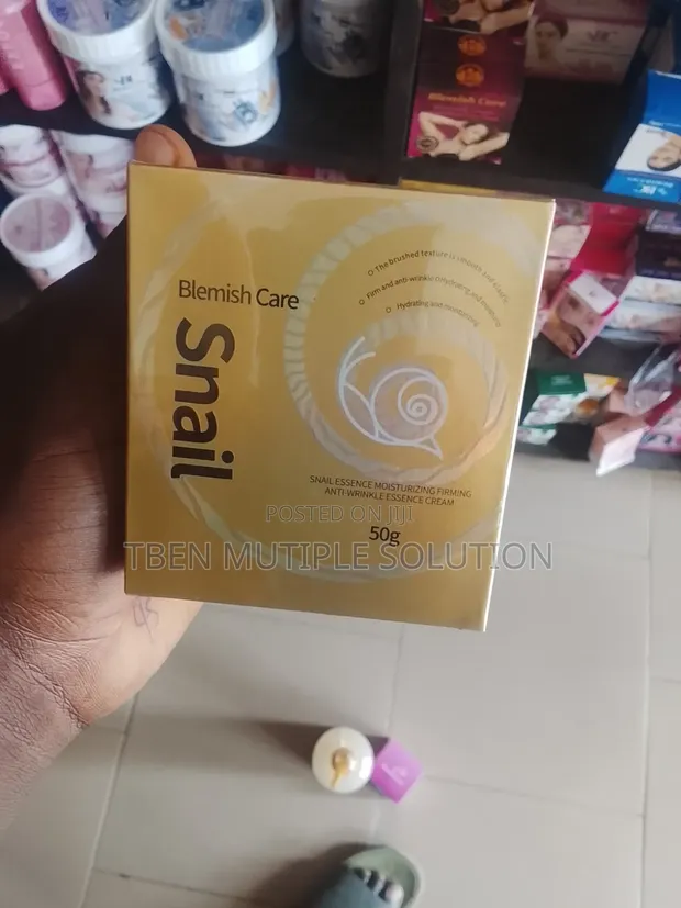 Blemish Care Cosmetics Snail Moisturizing Face Cream Box - 1