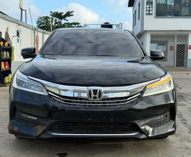 Honda Accord 2015 Black - 1