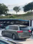 2018 Toyota Sienna XLE AWD Minivan - Green - 4