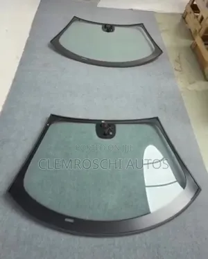 Brand New McLaren 570S Front Windscreen