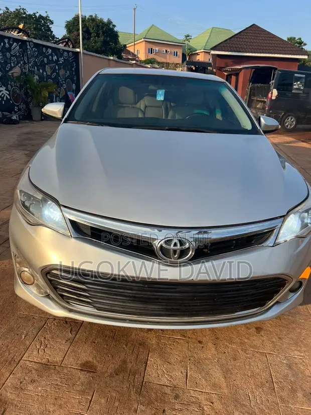 Toyota Avalon 2015 Silver - 1