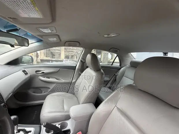 Toyota Corolla 2010 Silver - Foreign Used - 1