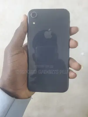 Apple iPhone XR 64GB Baki