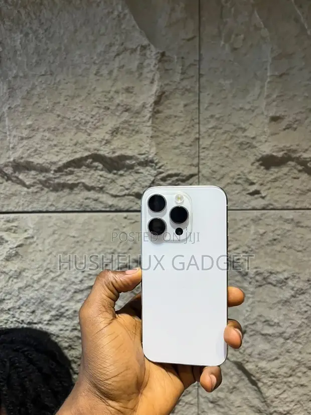 Apple iPhone 15 Pro 128GB White - 1