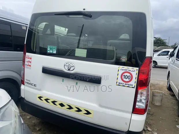 Toyota HiAce 2020 White - 1