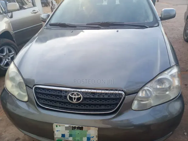 Toyota Corolla 2006 Gray - 1
