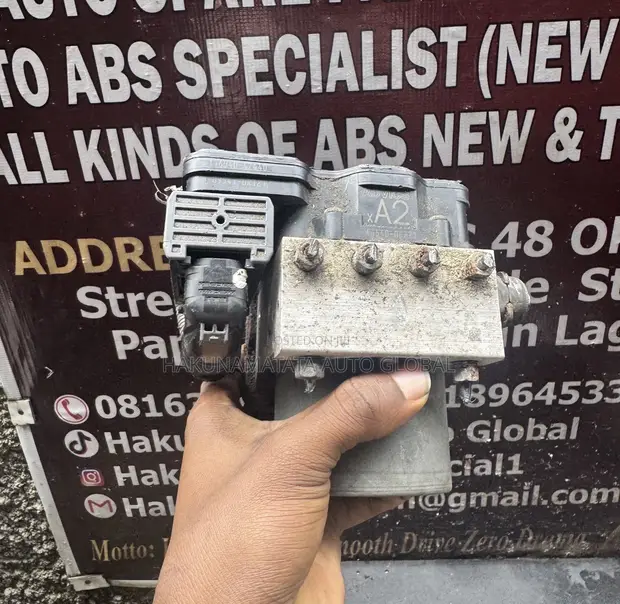 Toyota RAV4 2017-2018 Brake Module - 1