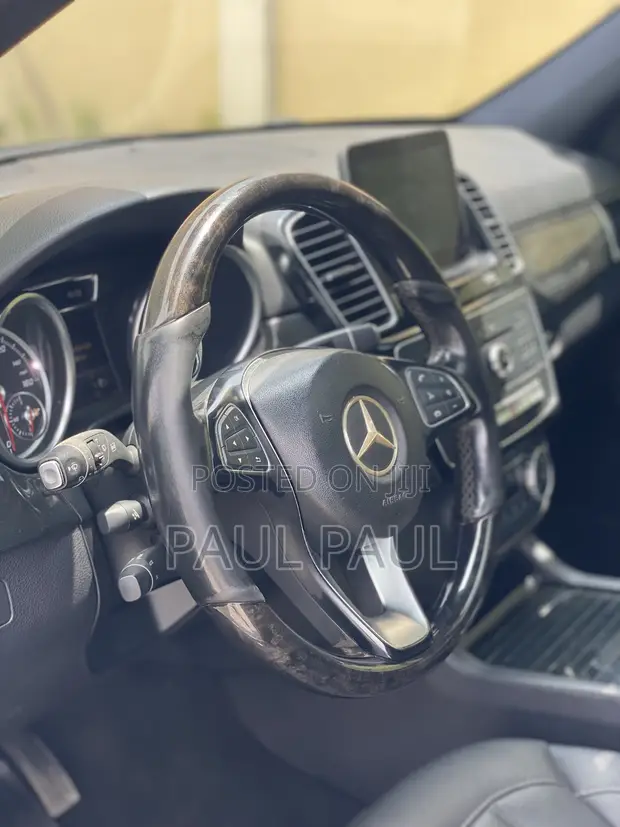 Mercedes-Benz GLE 350 2016 Black - 1