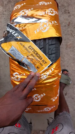 Taya 225/60R17 City Cross Mai Kyau