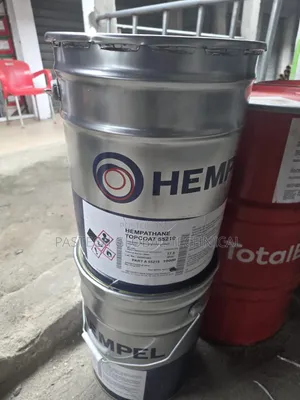 Hempel Hempathane Topcoat 55210 - 20L Pail