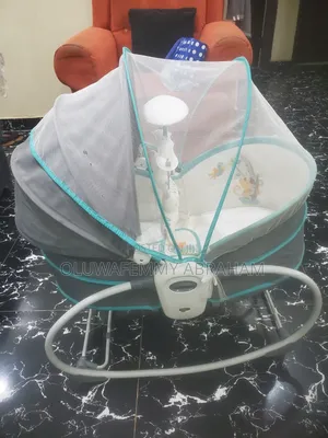 Mastela 5-in-1 Bassinet Na Jarirai