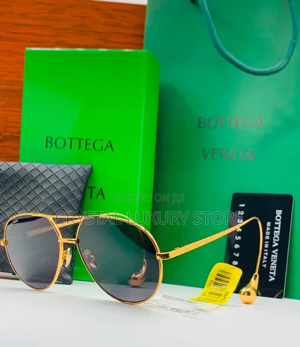 Bottega Veneta Ingantattun Kayan Kwalliya na Maza - 1