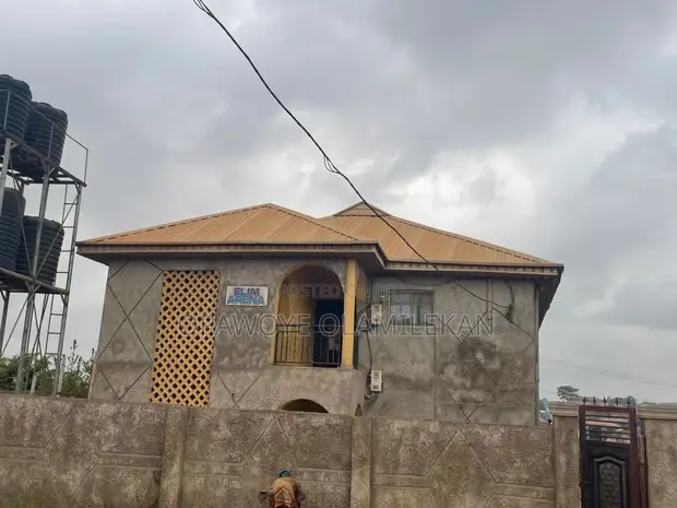 21-Unit Hostel for Sale near FUNAAB, Abeokuta - 1