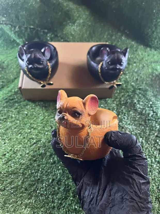 SMOK Dog Ashtray - Gold/Black - 1