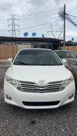 Toyota Venza 2010 White - 3