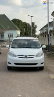 Toyota Sienna 2008 White - 1