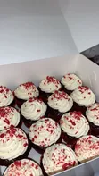 Temi Royale Kitchen & Bakes: Cakes, Drinks, Pastries, Bread - 4