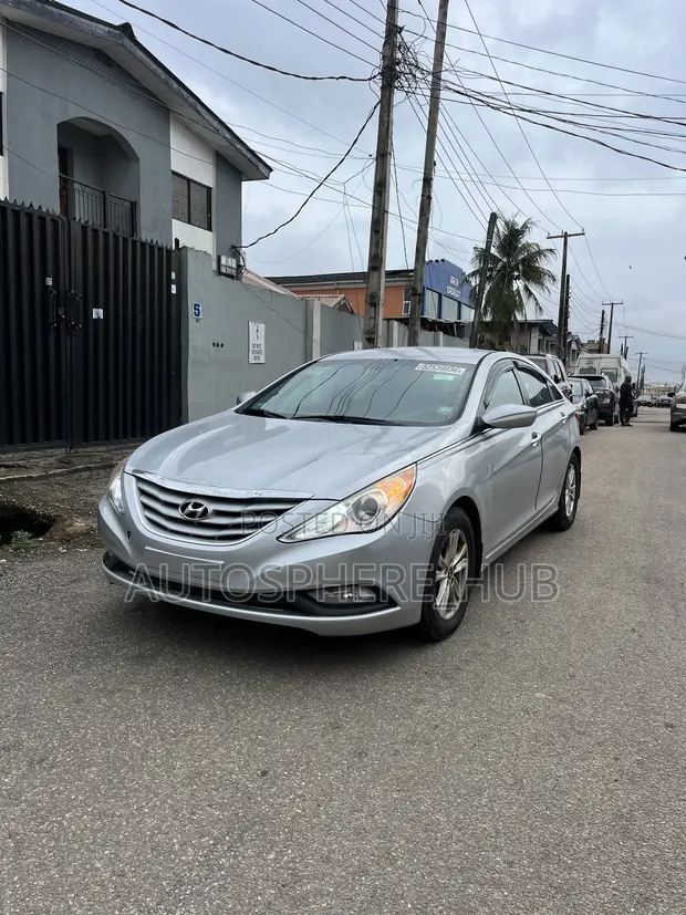 2013 Hyundai Sonata GLS Sedan - Babu Hatsari, Waje Aka Shigo Da Shi - 1