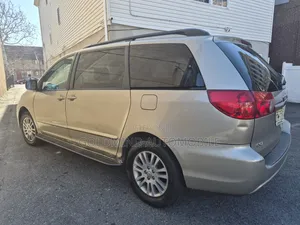 2006 Toyota Sienna XLE Limited AWD