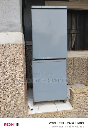 GE Double Door Fridge Freezer - 350L
