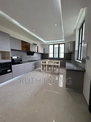 5 Bedroom Luxury Duplex with Cinema & Pool in Banana Island