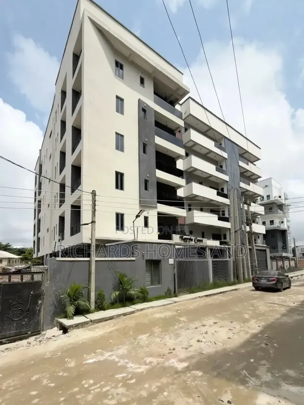 2 Bedroom Apartment for Rent in Lekki Phase 1 - 1