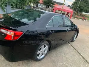 2014 Toyota Camry SE 2.5L Sedan - Foreign Used