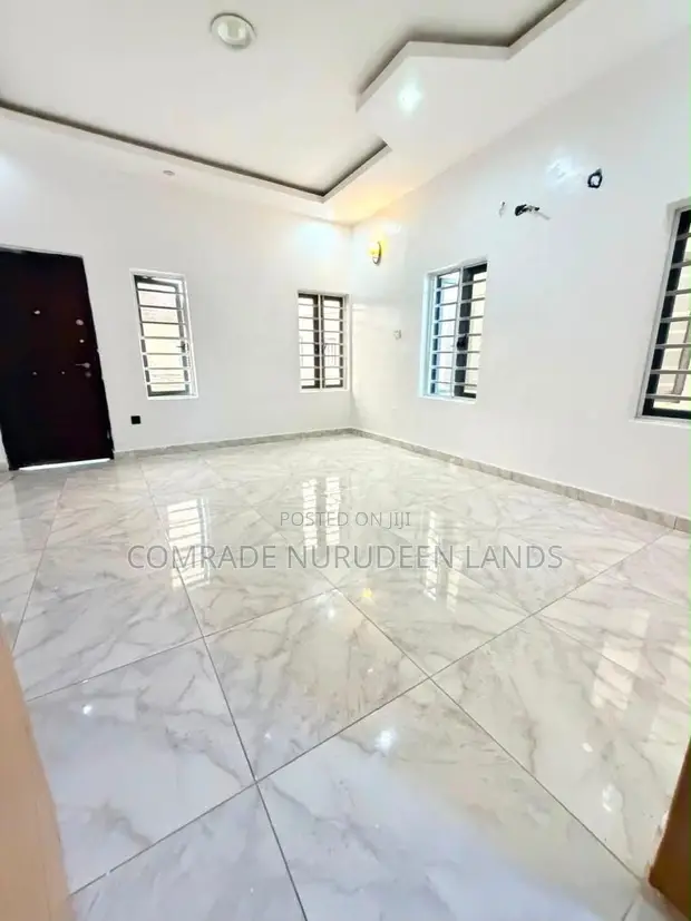 Masters Bedroom da Balcony & Jacuzzi a Lekki Shared Apartment - 1