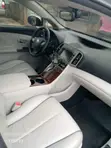Toyota Venza Limited 2012 Silver - 2
