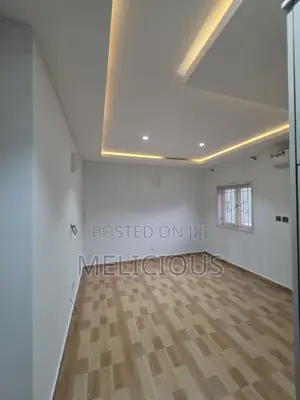 Gidan haya na 3bdrm a Jahi, cikin Private Compound