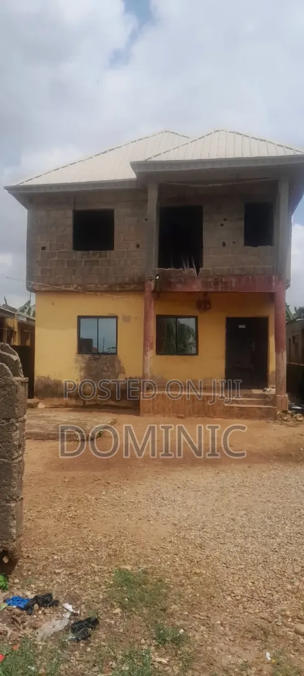 5 Bedroom Block of Flats for Sale a Oriwu Estate, Ikorodu - 1