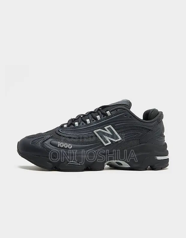 Luxury New Balance Unisex Sneakers - 1