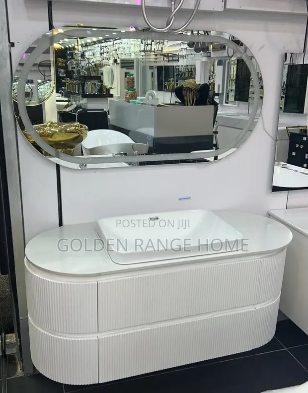 Luxury Modern Bathroom Vanity Set - 1