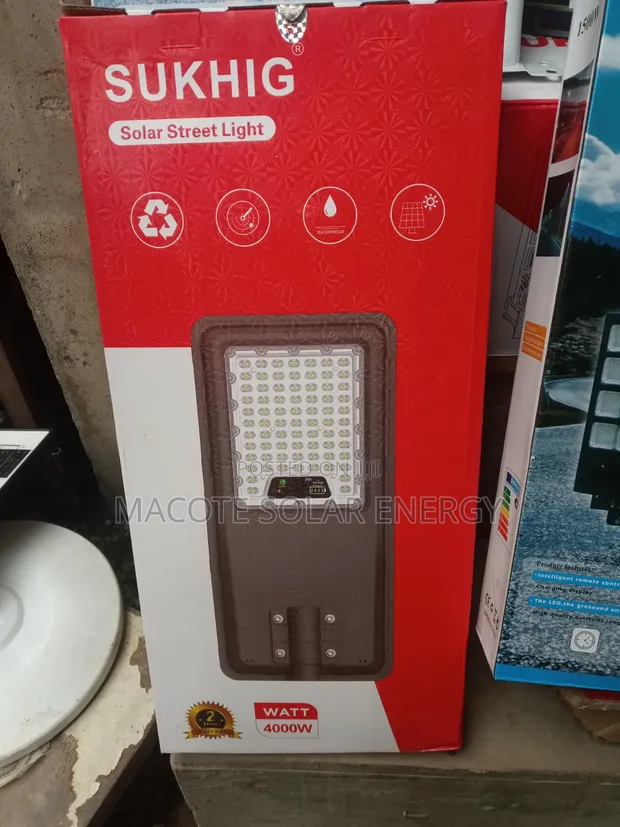 Suking 4000W Lithium Battery Solar Street Light - 1