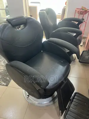 Executive Salon Rolling Recliner Barber Chair