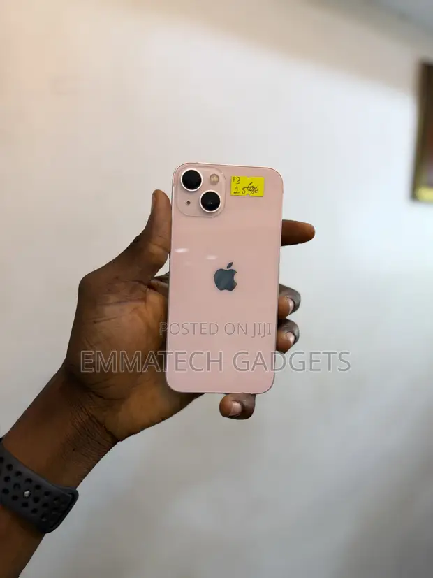 Apple iPhone 13 256GB Pink - 1