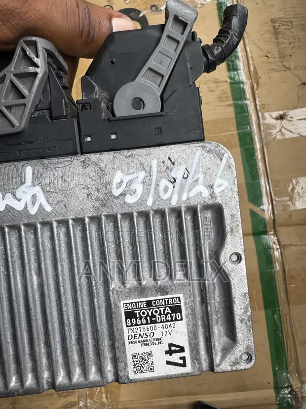 Toyota RAV4 ECU Brain Box 2014-2016 2ARFE 89661-0R470 - 1