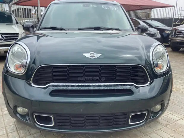 2012 Mini Cooper S Hatchback - 1