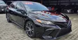 Toyota Camry SE 2019 - 3